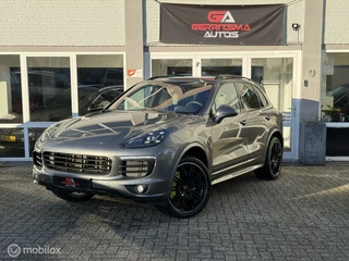 Porsche Cayenne Porsche Cayenne 3.0 S E-Hybrid GTS pakket - afbeelding nr 1