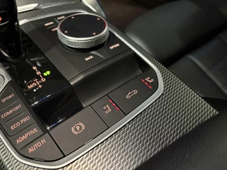 BMW 4 Serie BMW 4-serie Cabrio M440i xDrive 374pk|Laser|CoPilot|H&K|Open-air|Trekhaak|Shadow Line|ACC|Head-up| - afbeelding nr 32
