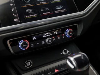 Audi Q3 245Pk Automaat (SCHUIFDAK, APPLE CARPLAY, GROOT NAVI, CLIMATE, LEDEREN SPORTSTOELEN, SFEERVERLICHTING, CAMERA, GETINT GLAS, CRUISE, NIEUWSTAAT) - afbeelding nr 10