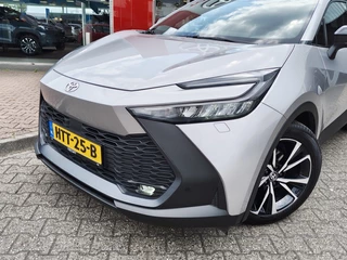 Toyota C-HR Toyota C-HR 1.8 Hybrid 140 Dynamic | Sensoren v/a | Keyless Entry | Stoelver - afbeelding nr 2