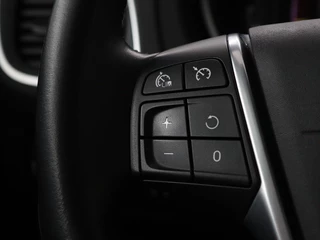 Volvo V40 Volvo V40 2.0 T2 Momentum | Navigatie | Parkeerhulp |  Climate control | Bluetooth | Cruise control - afbeelding nr 14