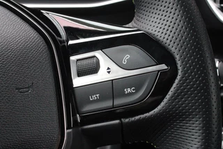 Peugeot 2008 Peugeot 2008 1.2 130PK AUTOMAAT GT PACK | NAVIGATIE | FULL LED KOPLAMPEN | DRAADLOZE APPLE CARPLAY/ANDROID AUTO | ADAPTIVE CRUISE CONTROL | CAMERA VOOR + ACHTER | CLIMATE CONTROL | LICHTMETALEN VELGEN 17
