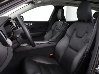 Volvo XC60 Volvo XC60 2.0 T8 Twin Engine AWD Inscription | Panoramadak |  Trekhaak | Leder | Camera | Carplay | Navigatie | Full LED | Climate control - afbeelding nr 5