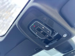 Audi A4 Audi A4 Avant 35 TFSI S-line Automaat | Panoramadak | Leer/alcantara bekleding | Elektrisch verstelbare bestuurdersstoel | LED verlichting | Bang&Olufsen audio | Apple CarPlay | Parkeersensoren voor en achter - afbeelding nr 45