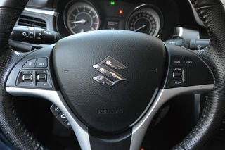 Suzuki Kizashi - afbeelding nr 27