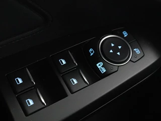 Ford Focus Ford Focus 1.0 EcoBosst Hybrid ST Line X |  Stoel & stuurverwarming | Camera | Full LED | Carplay | Keyless | Climate control | Cruise control - afbeelding nr 28
