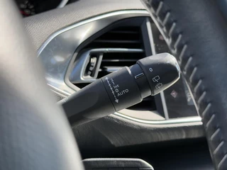 Peugeot 308 Peugeot 308 SW 1.6 BlueHDI Blue Lease Executive Pack Panodak,Camera,Navi,6 Bak,120pk,Pdc V+A,Dealer Onderhouden,Nieuwe Distributie,Apk tot 10-2025 - afbeelding nr 22