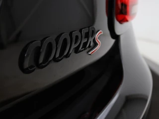 MINI Cooper S Mini Cooper S 2.0 John Cooper Works | Panoramadak | Stoelverwarming | Camera | Carplay | Full LED | Leder | Harman/Kardon | Climate control | Cruise control - afbeelding nr 25