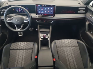 Volkswagen Tiguan Volkswagen Tiguan 1.5 eTSI 150pk DSG/AUT R-Line Wegklapbare trekhaak, Panoramadak, 360 camera - afbeelding nr 18
