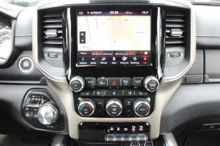 Dodge Ram Dodge Ram 5.7i V8 HEMI 4x4 Aut. LARAMIE SPORT NIGHT / LUCHTVERING - afbeelding nr 24