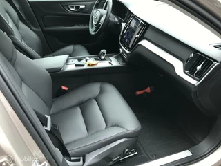 Volvo V60 Volvo V60 2.0 B3 Plus Dark - afbeelding nr 16
