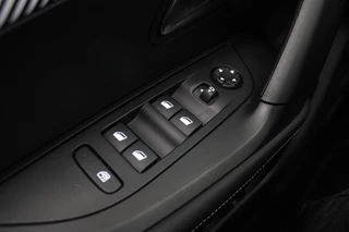 Peugeot 2008 Peugeot 2008 1.2 PureTech Allure |Stoelverwarming|Navi| - afbeelding nr 21