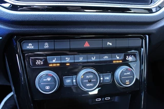 Volkswagen T-Roc Clima Cruise Carplay Camera Dig. Cockpit El Klep 18