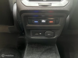 Volkswagen Tiguan Volkswagen Tiguan 1.5 TSI ACT 3X R-LINE*PANO-DAK*LED*ACC*PDC* - afbeelding nr 29