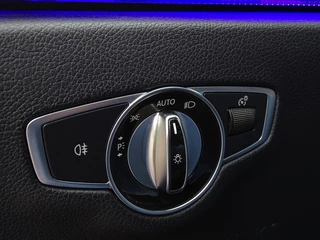Mercedes-Benz E-Klasse Mercedes-Benz E-Klasse 220d automaat / AMG pakket 2017 / CARBON / LED *NAP* - afbeelding nr 22