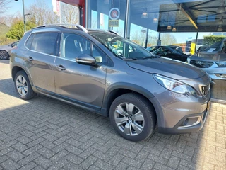 Peugeot 2008 Peugeot 2008 1.2 PureTech Blue Lease Executive - afbeelding nr 8