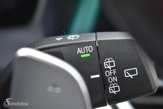 BMW 3 Serie BMW 320d Touring xDrive M-Sport Sapphirschwarz Pano Live-Cockpit Keyless HiFi DAB LED-verlichting - afbeelding nr 25