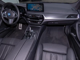 BMW 5 Serie SOPHISTO GRAU ** € 38.000,= onder NP - Ex BMW-AG ** ** INFORMEER OOK NAAR ONZE AANTREKKELIJKE FINANCIAL-LEASE TARIEVEN ** - afbeelding nr 3