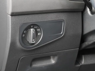 Volkswagen Tiguan - Navigatie - Climate control - Adaptieve Cruise control - 17 inch LM velgen - 1600 KG trekgewicht - 12 maanden garantie - afbeelding nr 29