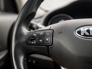 Kia Sportage Kia Sportage 1.6 GDI Luxury (PANORAMADAK, NAVIGATIE, CAMERA, LEDER, SPORTSTOELEN, XENON, GETINT GLAS, CLIMATE CONTROL, NIEUWSTAAT) - afbeelding nr 17