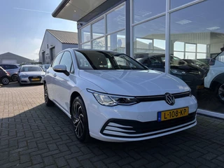 Volkswagen Golf Volkswagen Golf 1.0 TSI Life Business | Stoelverwarming | Climate Control | Navi | Apple Carplay/Android Auto | PDC | Adaptive Cruise Control | Stuurwielverwarming | Sfeerverlichting | - afbeelding nr 22