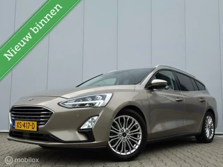 Ford Focus - 397443281-0