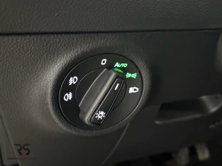 Škoda Karoq Skoda Karoq 1.0 TSI 110 pk handg. Buss. Edition | Navi | Cruise | PDC | CarPlay | Clima | DAB+ | Keyless | Org. NLD. | - afbeelding nr 19