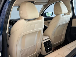BMW 3 Serie BMW 3-serie 330e 258PK Sport Edition Leder|Sfeer|LED|Dealer Onderhouden - afbeelding nr 29