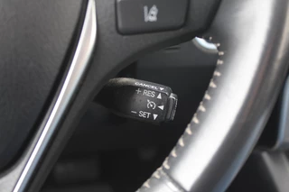 Toyota Auris Toyota Auris Touring Sports 1.8 Hybrid Dynamic / Camera / Navigatie / Keyless / 16'' / DAB / Cruise Control / Getint glas - afbeelding nr 26