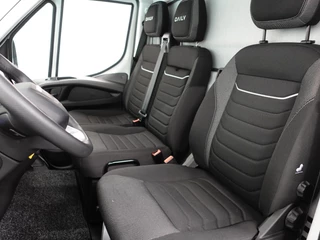 Iveco Daily Iveco Daily 40C18 3.0 180pk Automaat Bakwagen Laadklep 440x211x235 Airco Cruise control LED Navi Camera - afbeelding nr 25