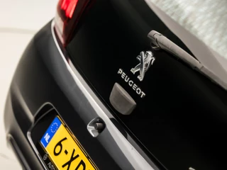 Peugeot 108 Peugeot 108 1.0 VTi Sport Automaat (AIRCO, LM VELGEN, SPORTSTOELEN, ELEK RAMEN, XENON, BLUETOOTH, NIEUWE APK, NIEUWSTAAT) - afbeelding nr 24