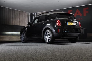 MINI Countryman Mini Mini Countryman 1.5 Cooper John Cooper Works / AUT / Acc / Head Up / Elek Stoelen / Camera / Memory / Leder / Open Pano / Led - afbeelding nr 3