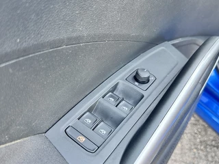 Škoda Fabia Škoda Fabia 1.0 TSI Style Bi-Tone: Stijlvol, Zuinig & Dealer onderhouden! - afbeelding nr 16