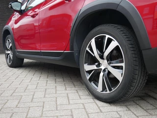 Peugeot 2008 Peugeot 2008 1.2 PureTech GT-line Dealer onderhouden| Carplay - afbeelding nr 24