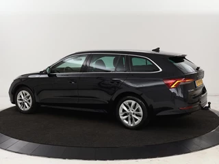 Škoda Octavia Skoda Octavia 1.0 e-TSI Bns Edition Plus | Memory |  Stoelverwarming | Trekhaak | Elektrische achterklep | Head-up | Adaptive cruise control - afbeelding nr 2