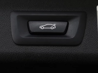 BMW 5 Serie BMW 5-serie 530e xDrive M Sport | Leder |  Stoel & stuurverwarming | Sfeerverlichting | Adaptief LED | Carplay | Camera | Live cockpit | Navigatie - afbeelding nr 14