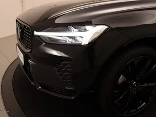 Volvo XC60 Volvo XC60 T6 PLUG-IN HYBRID PLUS BLACK EDITION HEICO STYLING 22INCH SCHUIF - afbeelding nr 36