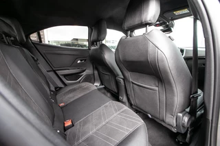 Opel Mokka - All-in rijklrprs | Massage stoelen | Carplay | Adpt. cruise - afbeelding nr 7