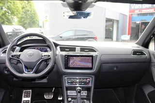 Volkswagen Tiguan Volkswagen Tiguan 2.0 TSI R 320PK 4 MOTION Pano/Leder/Akrapovisch./21