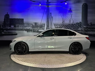 BMW 3 Serie BMW 3-serie 318i M Sport Edition *Schuifdak*Shadow Line*Camera*Laser* - afbeelding nr 8