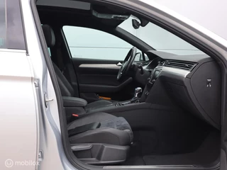 Volkswagen Passat Volkswagen Passat 1.4 TSI GTE Highline Pano Alcantara Virtual - afbeelding nr 14