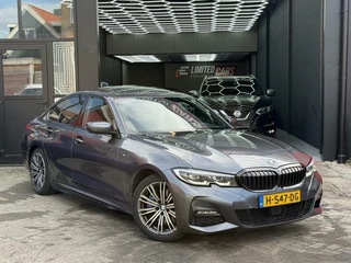BMW 3 Serie BMW 3-serie 330i M Executive Edition|LEDER|PANO|HUP - afbeelding nr 9