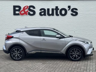 Toyota C-HR Toyota C-HR 1.8 Hybrid First Edition Camera Navigatie Cruise Clima Stoelverwarming Keyless Trekhaak - afbeelding nr 13
