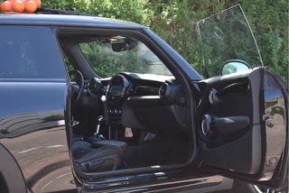 MINI Cooper MINI Cooper Mini 2.0 John Works Chili 232 PK Wired | Vol | Onderh.historie | Pano.dak | Carplay/Androidauto | Nav | Stoelverw | LED / Xenon - afbeelding nr 12