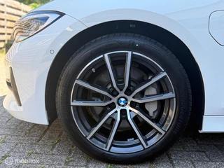 BMW 3 Serie BMW 3-serie Touring 330e High Executive|Pano|Laser|HUD - afbeelding nr 19