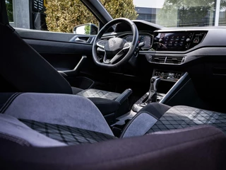 Volkswagen Polo Volkswagen Polo 1.0 TSI R-Line|PANO|BEATS|ACC|CARPLAY|CAMERA - afbeelding nr 17