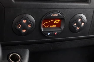 Opel Movano Opel Movano 2.3 CDTI BiTurbo 170pk E6 Automaat L2H2 Inrichting 02-2019 - afbeelding nr 17