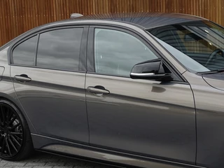 BMW 3 Serie BMW 3 Serie 330e 293PK M Sport / M Individual / LED - afbeelding nr 43