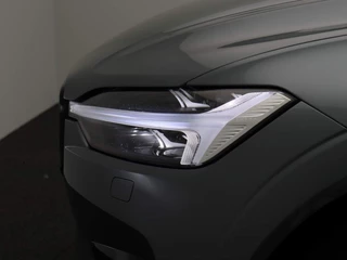 Volvo XC60 Volvo XC60 2.0 B4 R-Design | LED Koplampen | Half Lederen Bekleding | Memory Stoel | Stoelverwarming | Elektrische Kofferklep | Getint Glas - afbeelding nr 17