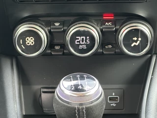 Renault Captur Renault Captur 1.0 TCe 100 Edition One/Clima/Cruise/Keyless/Camera/18